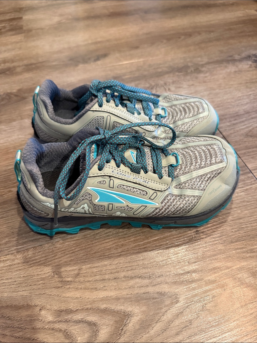 Altra Lone Peak 4 Trail Running Shoes Size 6.5